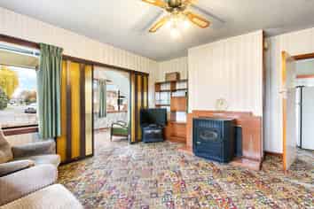 902 Avonside Drive, Avondale