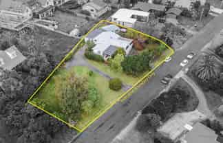 12 Walbrook Road, Manly