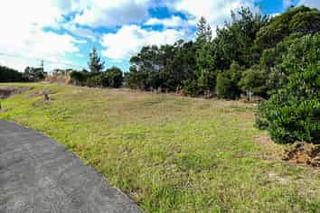 26 Dudley Crescent, Cable Bay