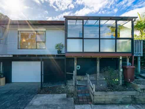 1/2 Orewa Street, Torbay