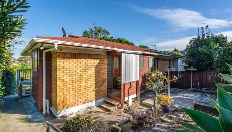 1/2 Orewa Street, Torbay