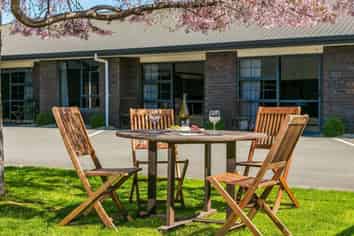 Consistent Performer in Excellent Location