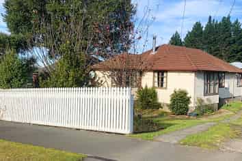 25 Ashmore Street, Halfway Bush