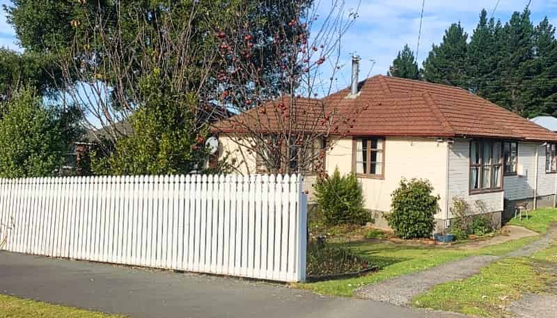 25 Ashmore Street, Halfway Bush