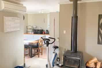 25 Ashmore Street, Halfway Bush