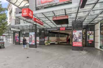 Prime Broadway retail opportunity