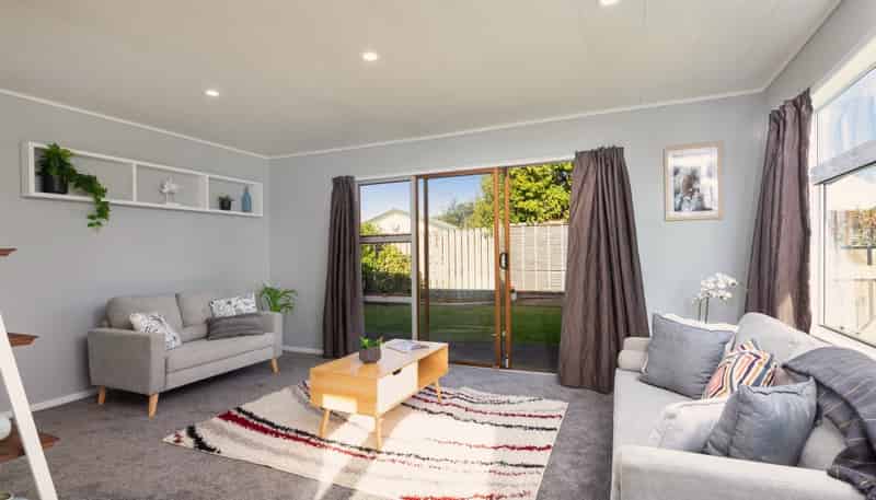 3/40 CONISTON AVE, Te Atatu South