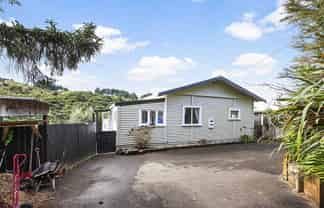 10 Edgecombe Drive, Glen Massey