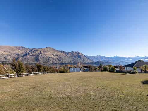 10 Forest Heights, Wanaka
