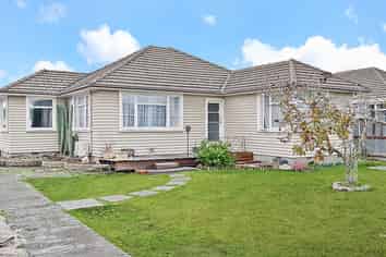 420 Main North Road, Redwood