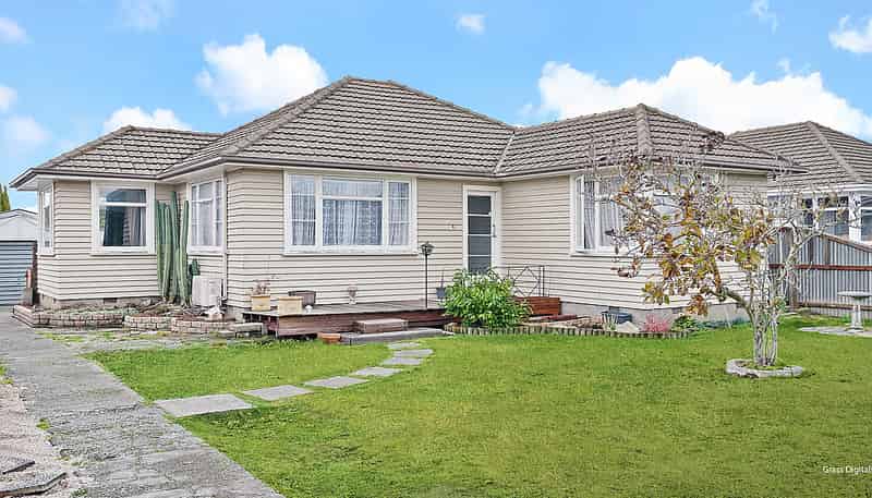 420 Main North Road, Redwood