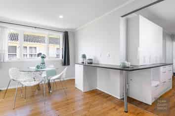 69 Manuroa Road, Takanini