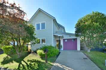 26 Cape Cod Drive, Gulf Harbour