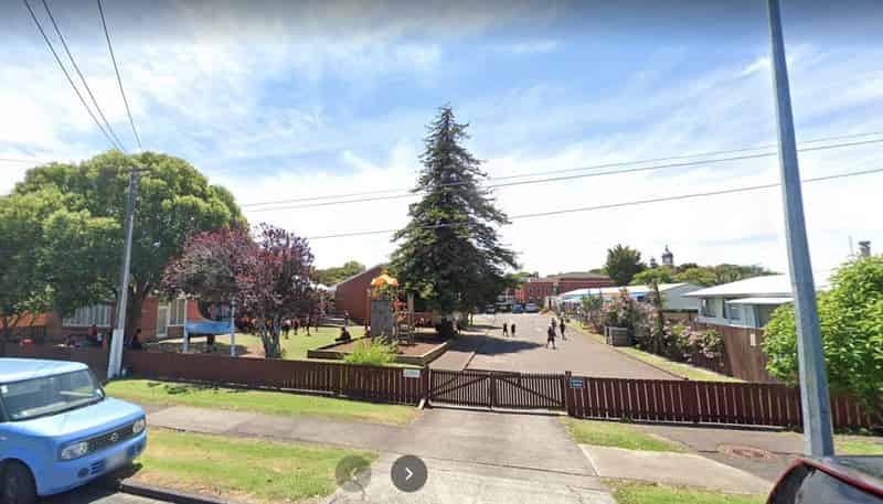 26 Rosella Road, Mangere East