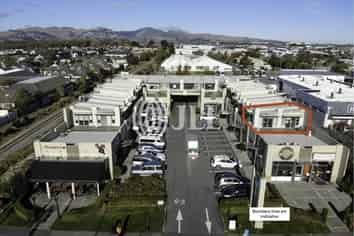 Sunny and Affordable Office Premise