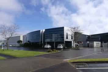 3,500 East Tamaki Warehouse - Available now!