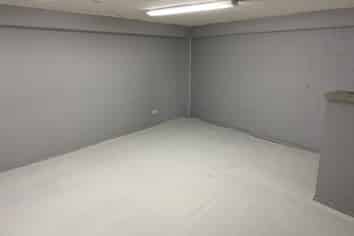 Ideal Tradesmen / Storage Unit!