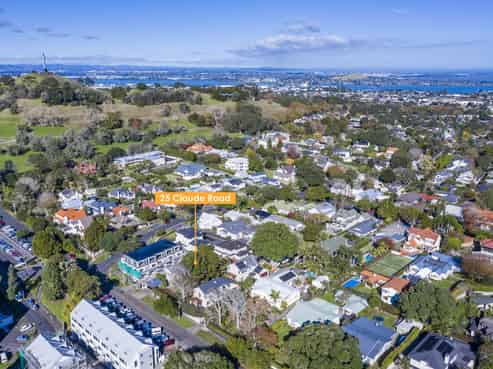 25 Claude Road, Epsom