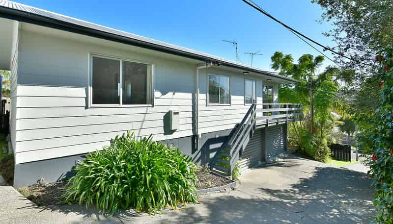 2/30 Alexander Avenue, Torbay