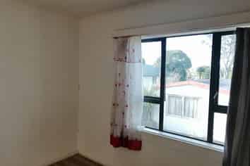 Auckland - Address withheld