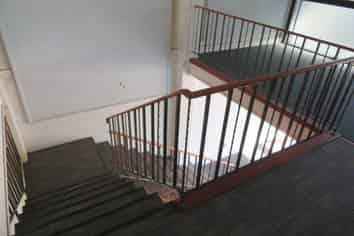 Standalone Showroom/Warehouse in Kingsland