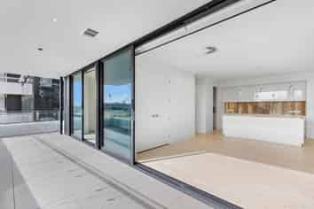 105/223D Green Lane West, Epsom