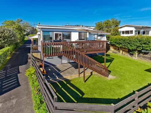 1/9 Newhaven Terrace, Mairangi Bay