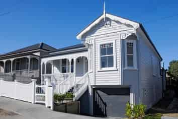 8 Leighton Street, Mount Eden