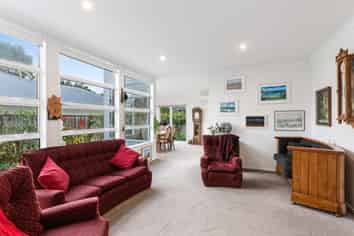 28 Cataldo Mews, Avalon