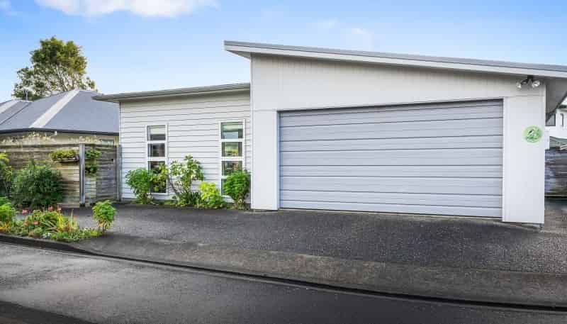 28 Cataldo Mews, Avalon