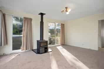 18 Finn Place, Totara Vale