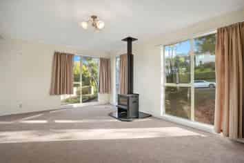 18 Finn Place, Totara Vale