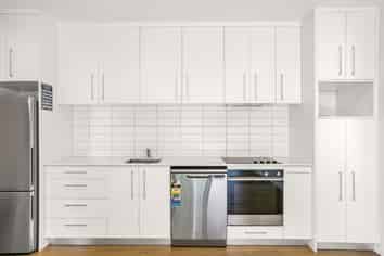 G01/165 Lake Road, Northcote