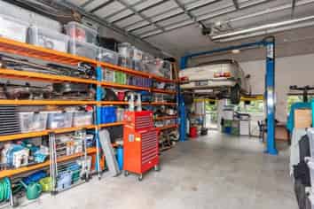 Affordable Albany warehouse