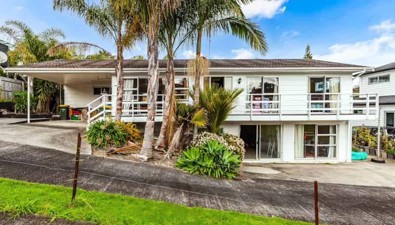 666 Beach Road, Browns Bay