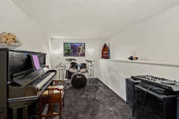 36a Seaview Road, Castor Bay