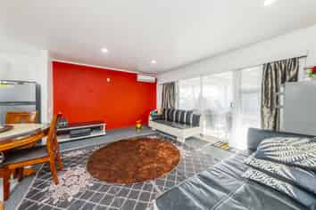 1/42 Kenderdine Road, Papatoetoe