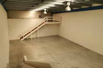 Flexible warehouse/commercial space