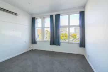 16A Dowling Street, Dunedin Central