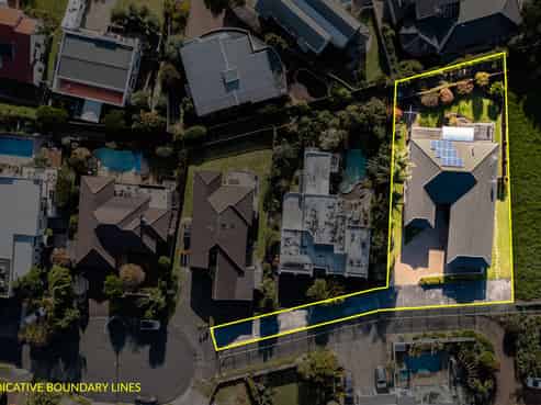 16 Eclipse Place, Half Moon Bay