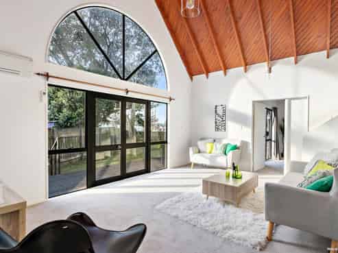 1/58 Henwood Road, Mangere East