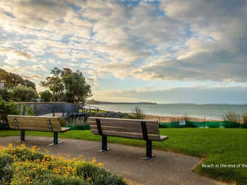 5 Huntly Road, Campbells Bay