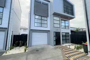 158D Flat Bush School Road, Flat Bush