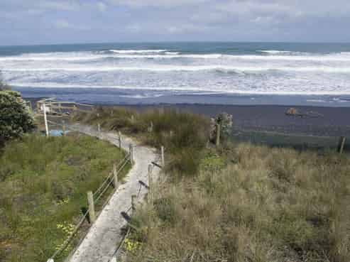 5252 & 527 State Highway 3, Mokau