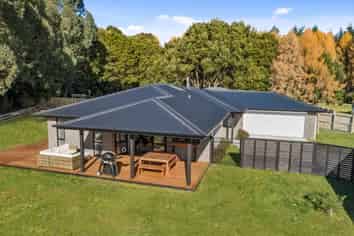 18 Karaka Place, Kinloch