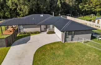 18 Karaka Place, Kinloch