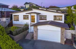 40 The Ford, Huntington