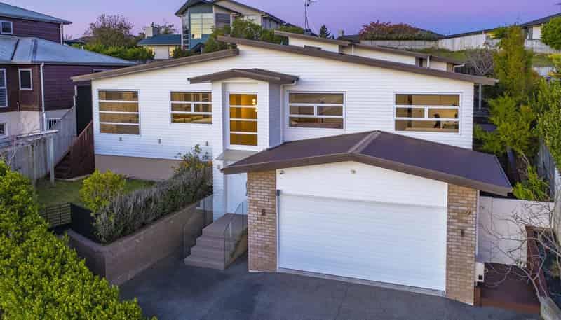 40 The Ford, Huntington