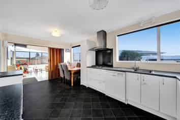 2 Tawa Street, Hawera