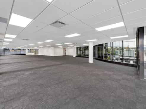 FIRST FLOOR WITH FITOUT